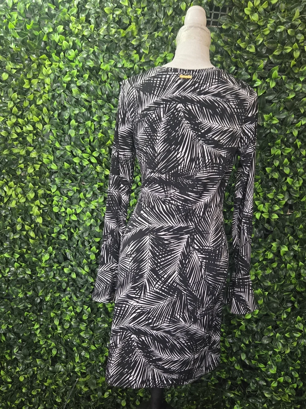 Michael Kors Black and White Palm-Print Long Sleeve Shift Dress